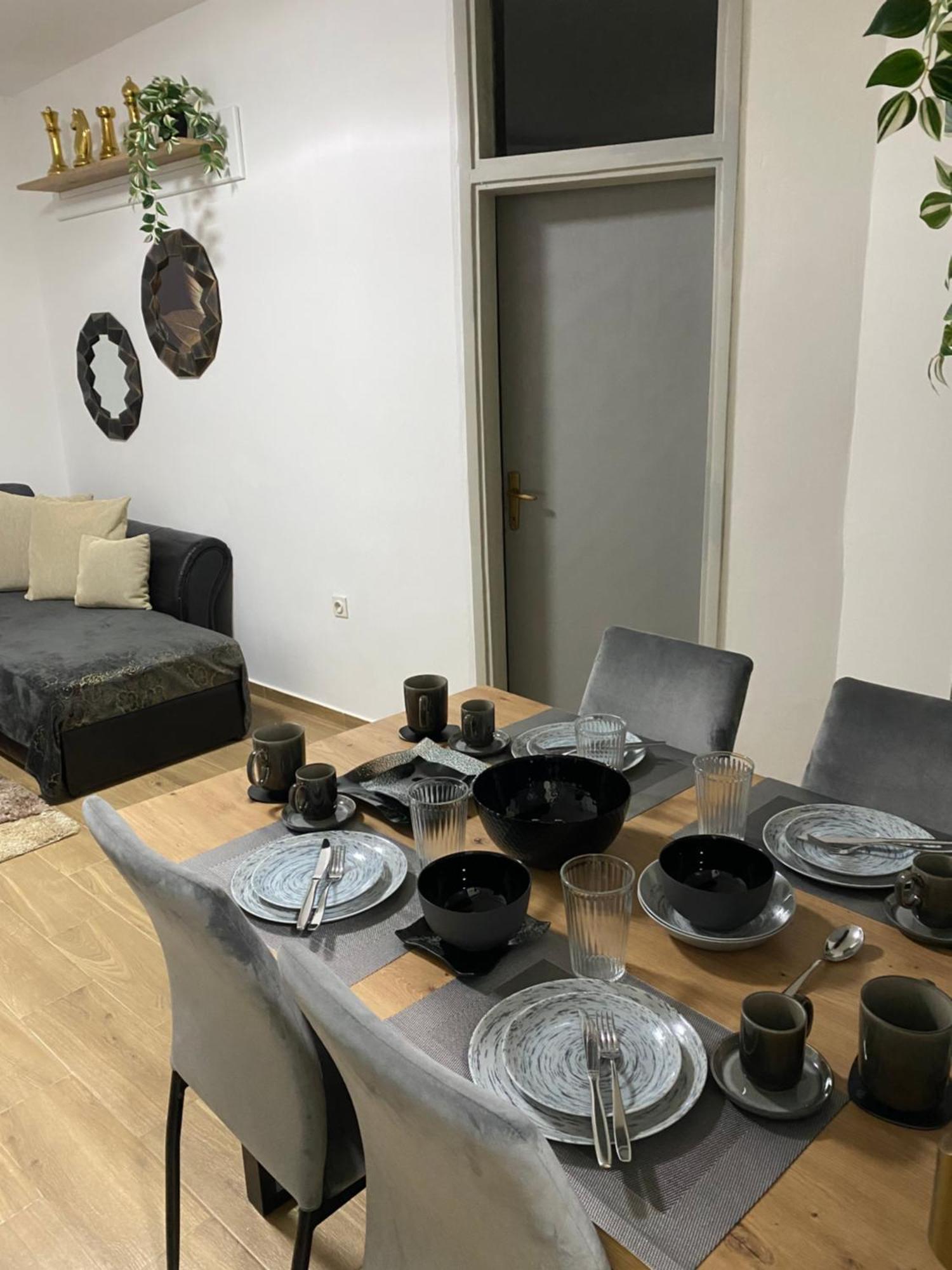 Stan Stari Grad Budva Exteriör bild